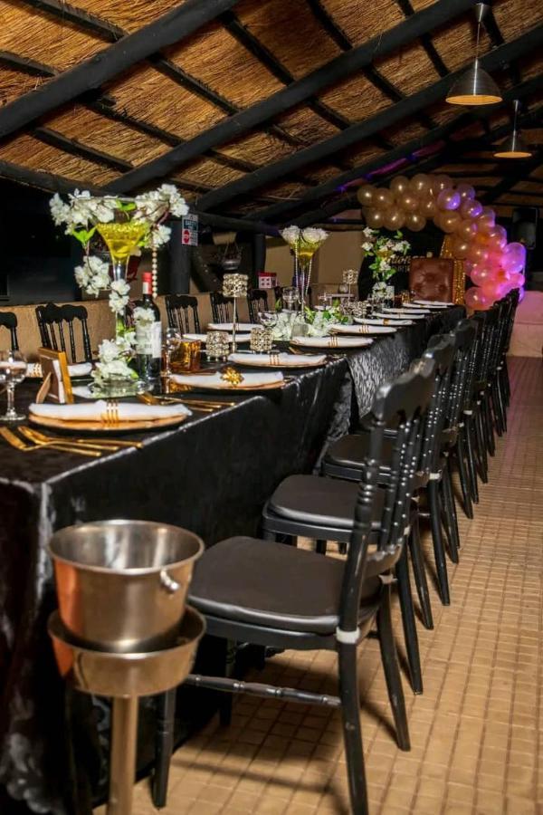 Zambezi Junction Lodge Ливингстън Екстериор снимка
